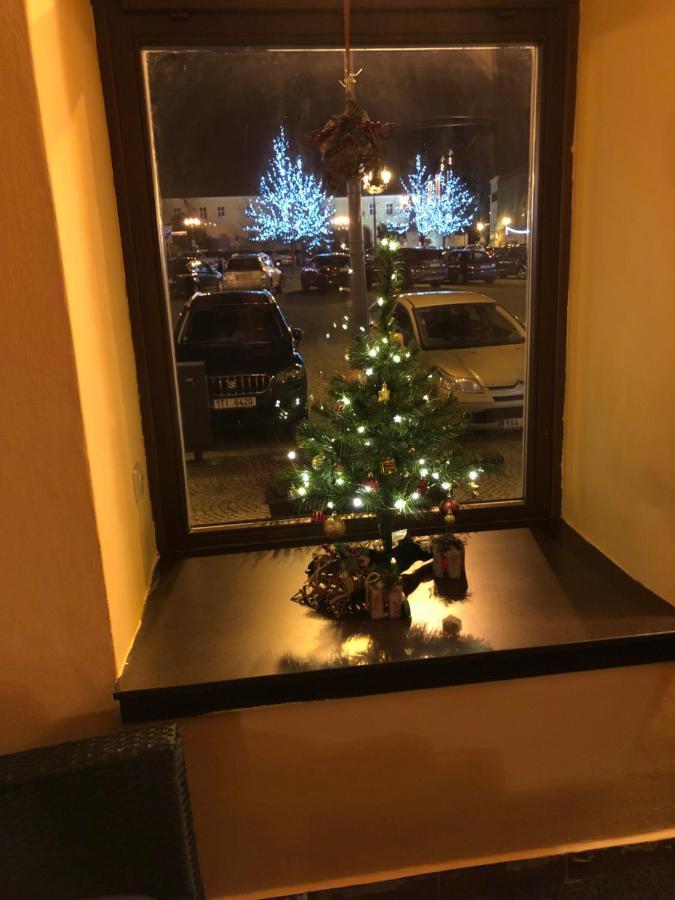 Hotel Maxim Frydek-Mistek Luaran gambar