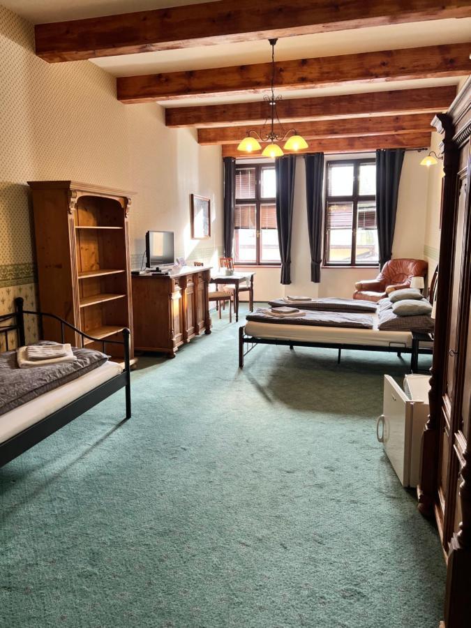 Hotel Maxim Frydek-Mistek Luaran gambar
