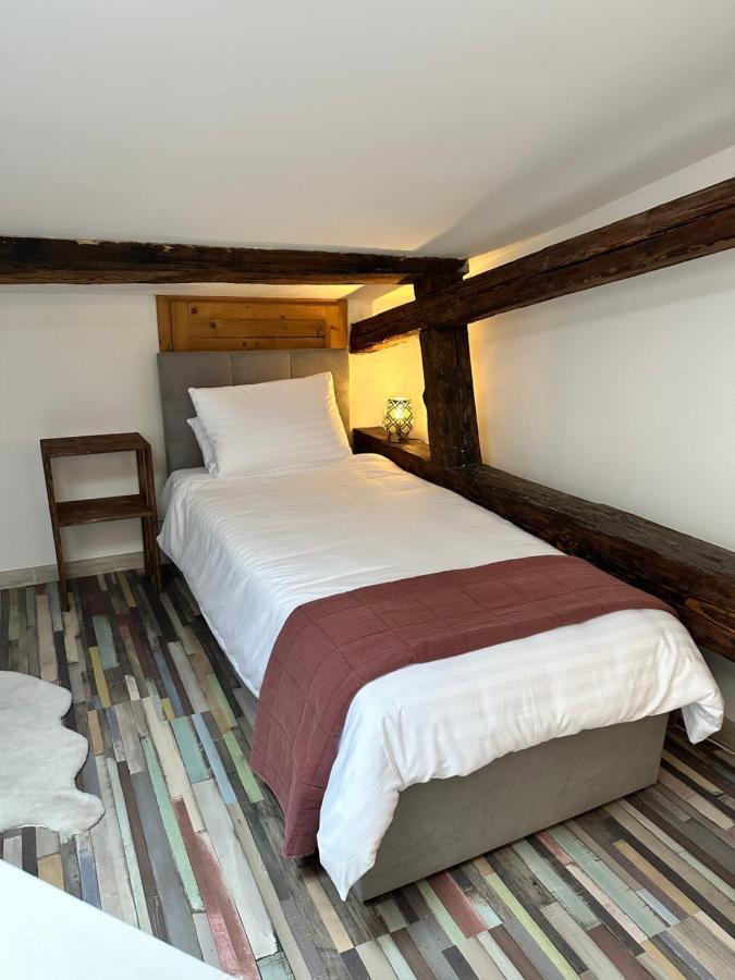 Hotel Maxim Frydek-Mistek Luaran gambar