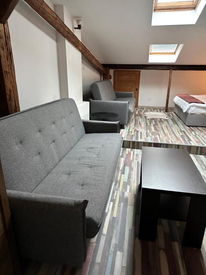 Hotel Maxim Frydek-Mistek Luaran gambar
